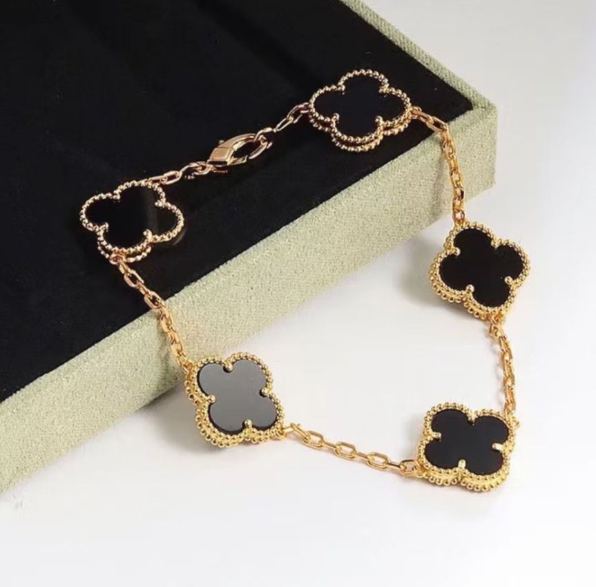 Pulseira Vintage Alhambra, 5 motivos