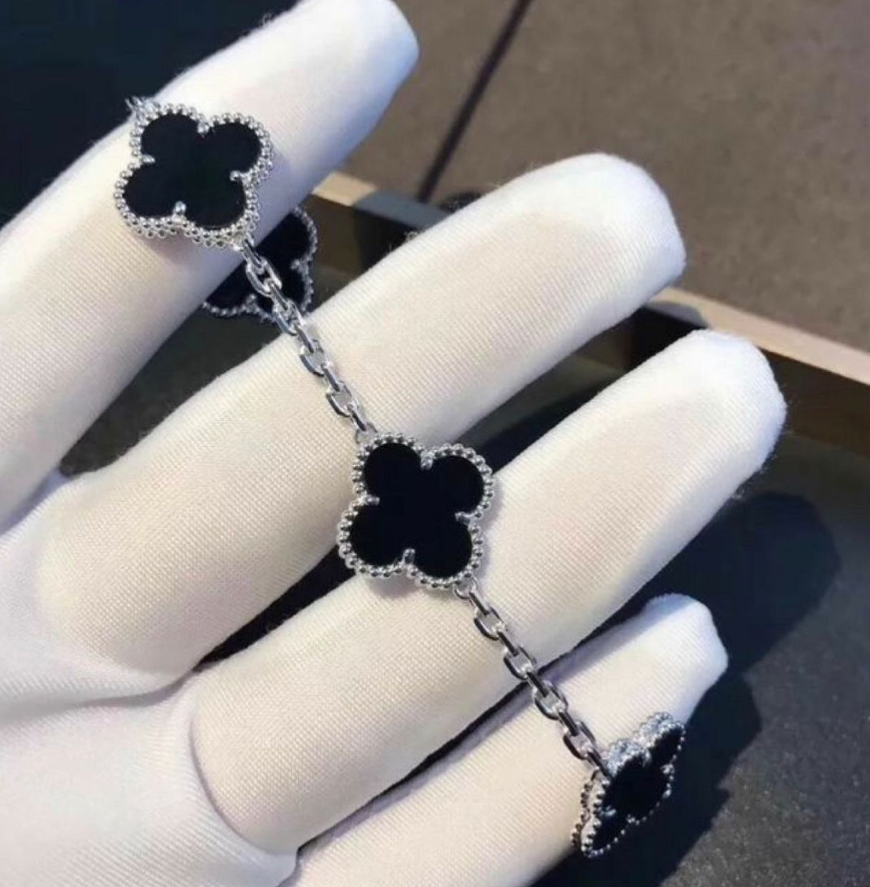 Pulseira Vintage Alhambra, 5 motivos